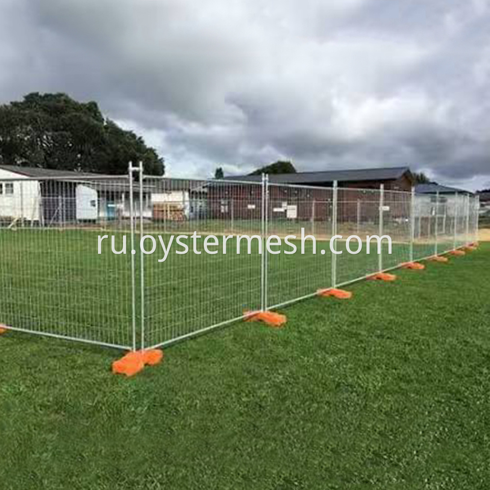 plastic fence base for metal fecning